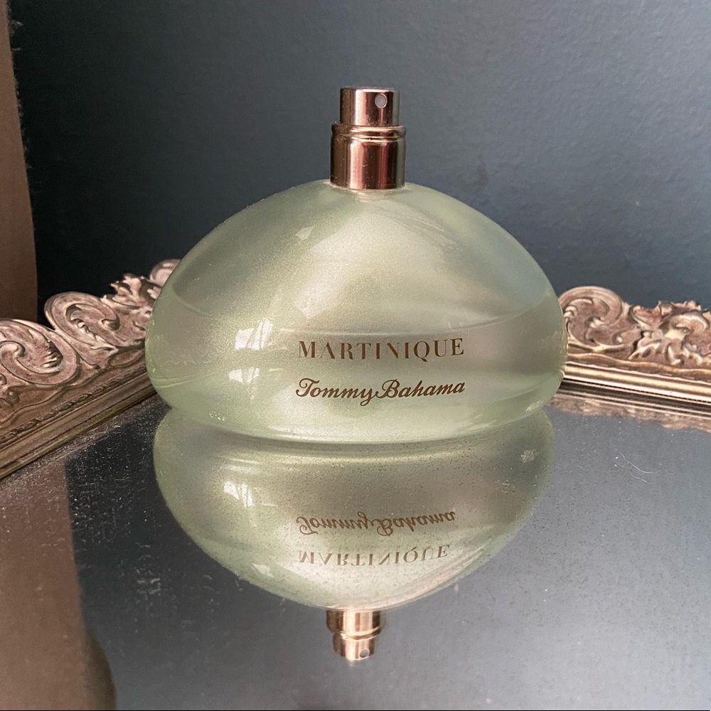 SELLING BOTTLE ONLY AS COLLECTIBLE Tommy Bahama Set Sail Martinique